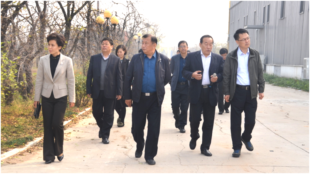 陜西省清澗縣副縣長苗玉祥一行到百棗綱目參觀考察